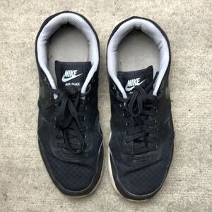 Nike Air Max Running Shoe | Size 9